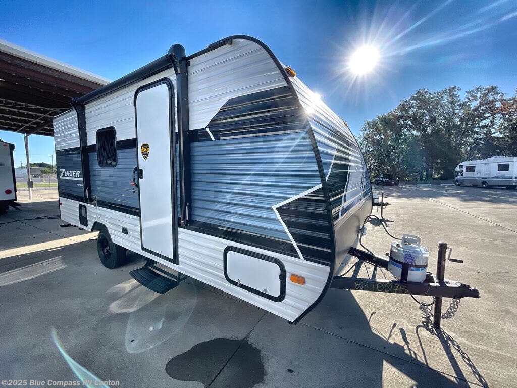 2025 CrossRoads Zinger Lite 18BH RV for Sale in Wills Point, TX 75169
