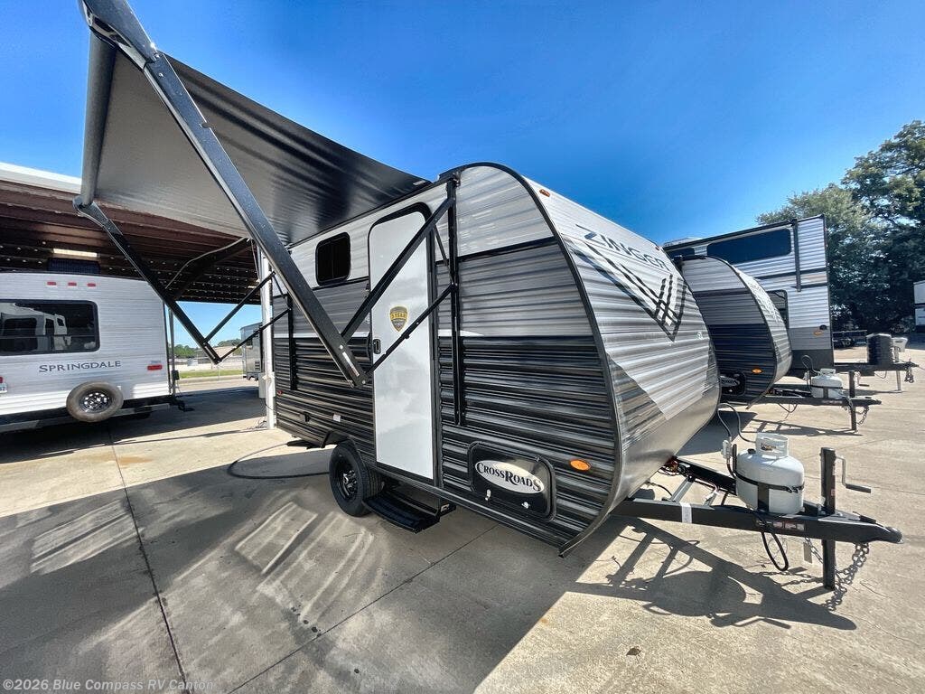 2026 Zinger Lite 12BH by CrossRoads from Blue Compass RV Canton in Wills Point, Texas