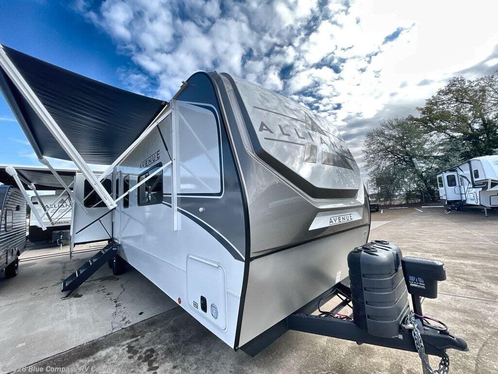 2026 Avenue 332RL by Alliance RV from Blue Compass RV Canton in Wills Point, Texas