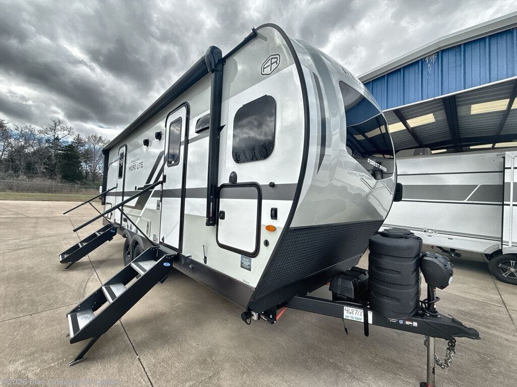 2026 Flagstaff Micro Lite 25FKB by Forest River from Blue Compass RV Canton in Wills Point, Texas