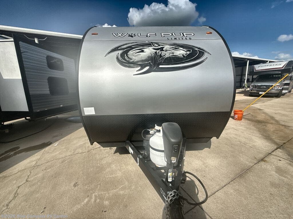 2022 Cherokee Wolf Pup 16FQ by Forest River from Blue Compass RV Canton in Wills Point, Texas
