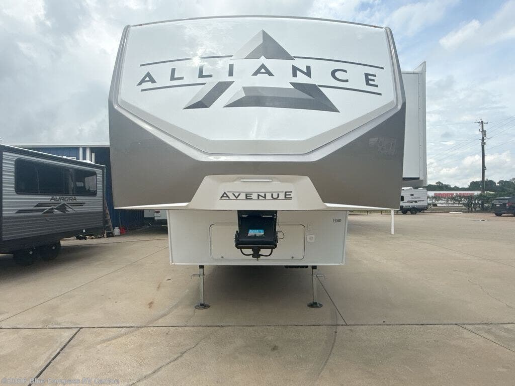 New 2026 Alliance RV Avenue 32RLS available in Wills Point, Texas