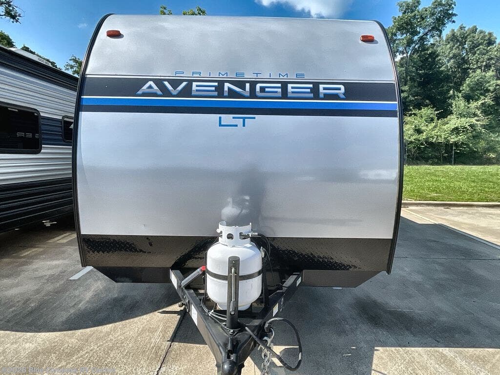 Used 2022 Prime Time Avenger LT 17FQS available in Wills Point, Texas