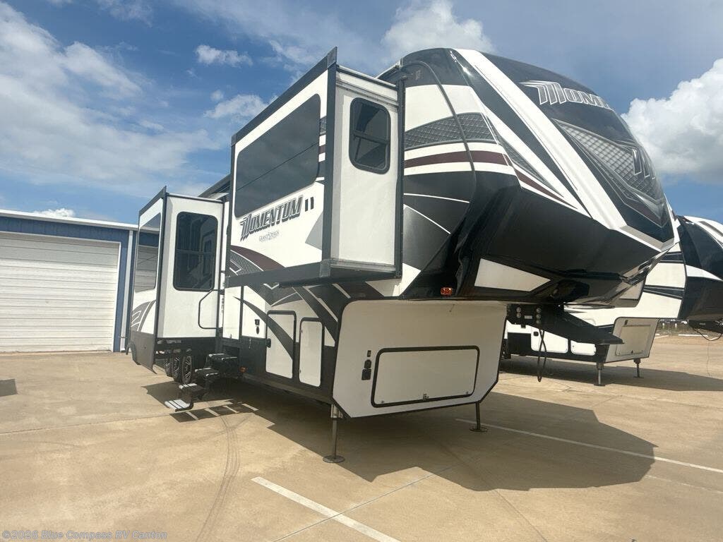2018 Momentum 397TH by Grand Design from Blue Compass RV Canton in Wills Point, Texas