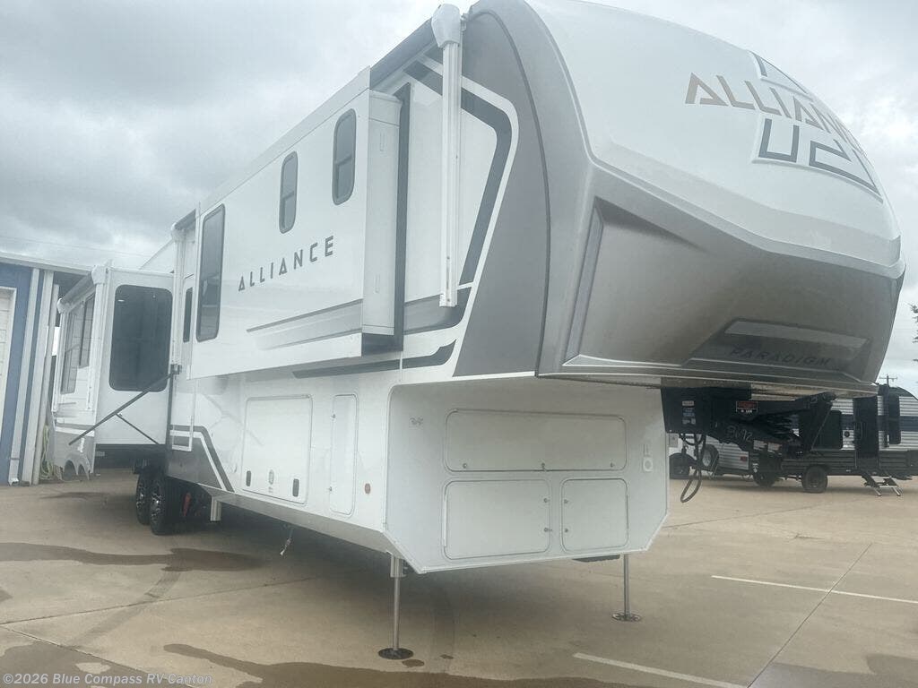 2027 Paradigm 382RK by Alliance RV from Blue Compass RV Canton in Wills Point, Texas