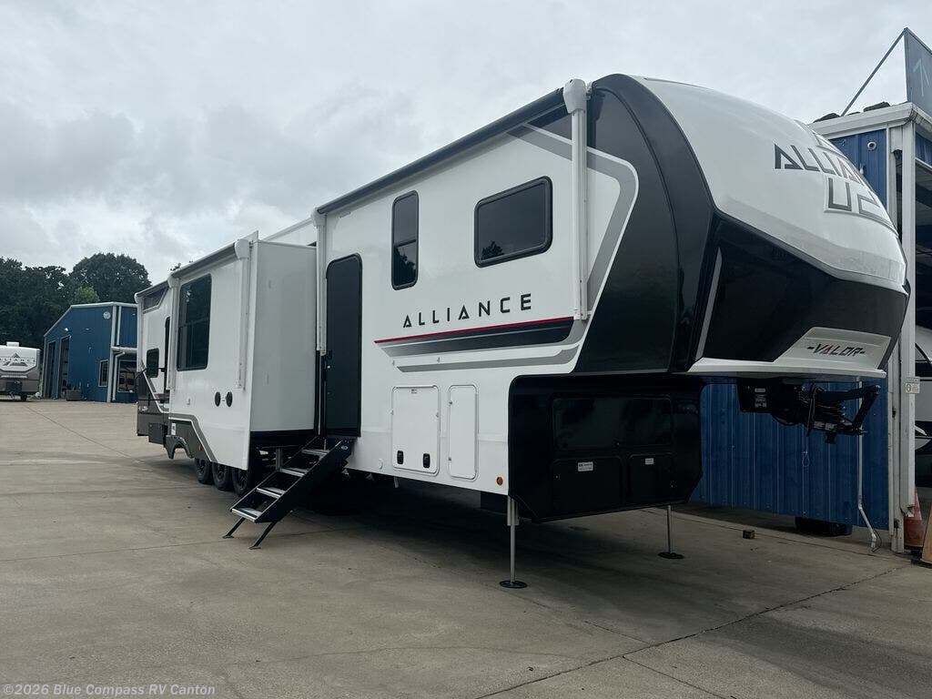 2027 Valor 44V14 by Alliance RV from Blue Compass RV Canton in Wills Point, Texas