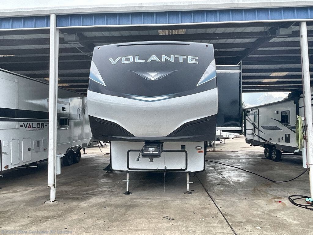 2021 Volante 3201IK by CrossRoads from Blue Compass RV Canton in Wills Point, Texas