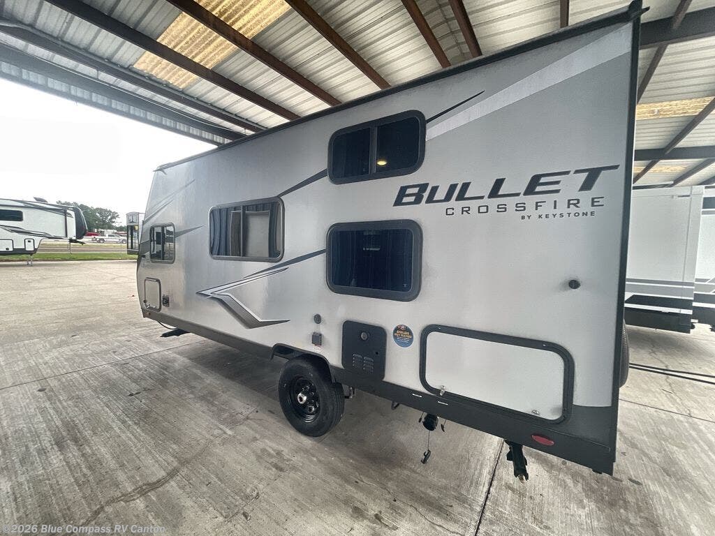 2024 Keystone Bullet Crossfire 1700BH - Used Travel Trailer For Sale by Blue Compass RV Canton in Wills Point, Texas