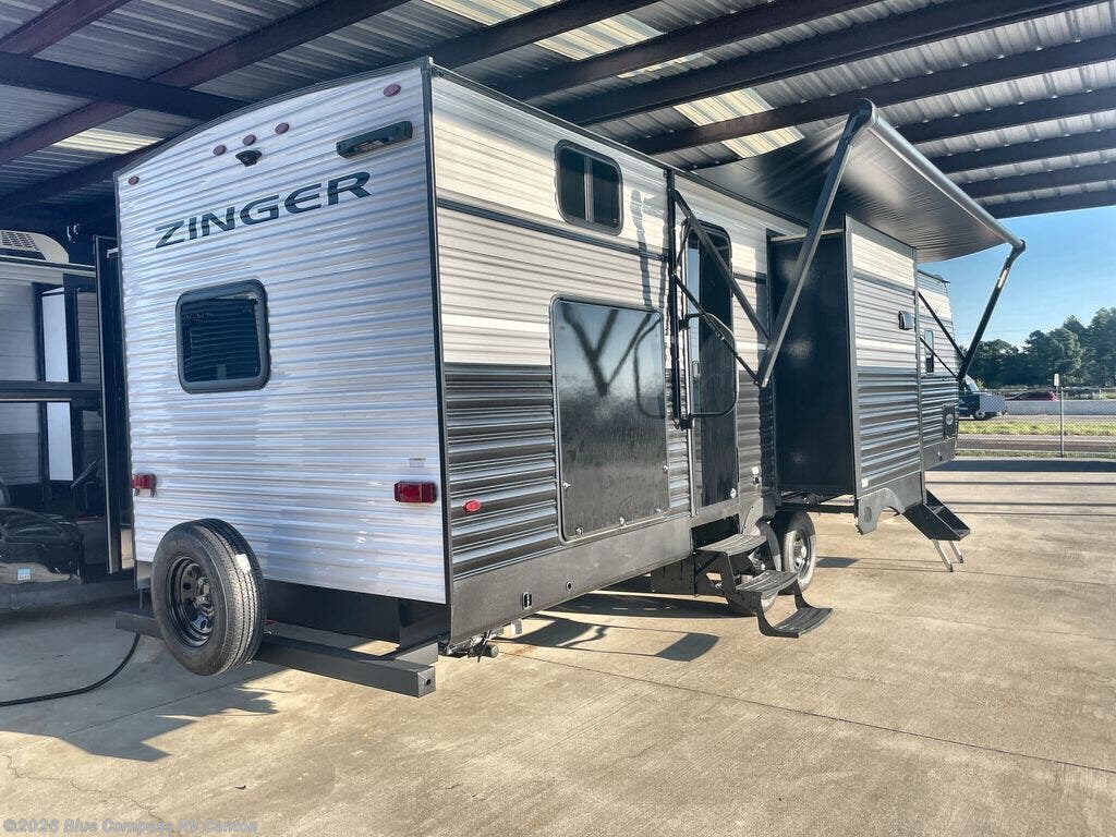 New 2026 CrossRoads Zinger 331BH available in Wills Point, Texas