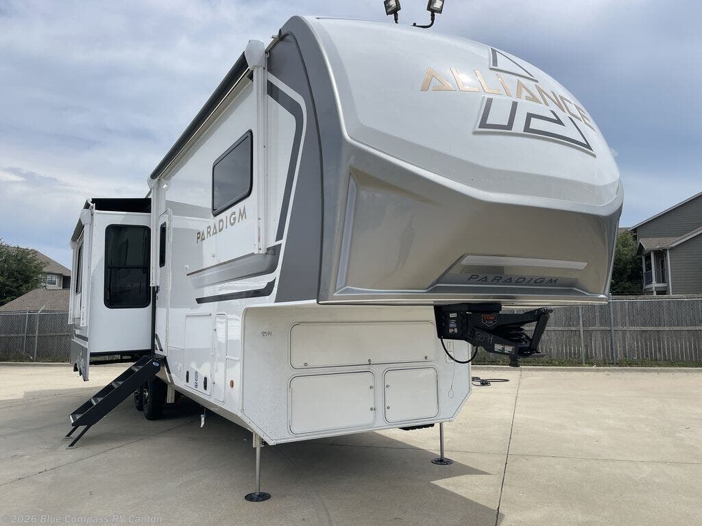 2026 Paradigm 310RL by Alliance RV from Blue Compass RV Canton in Wills Point, Texas