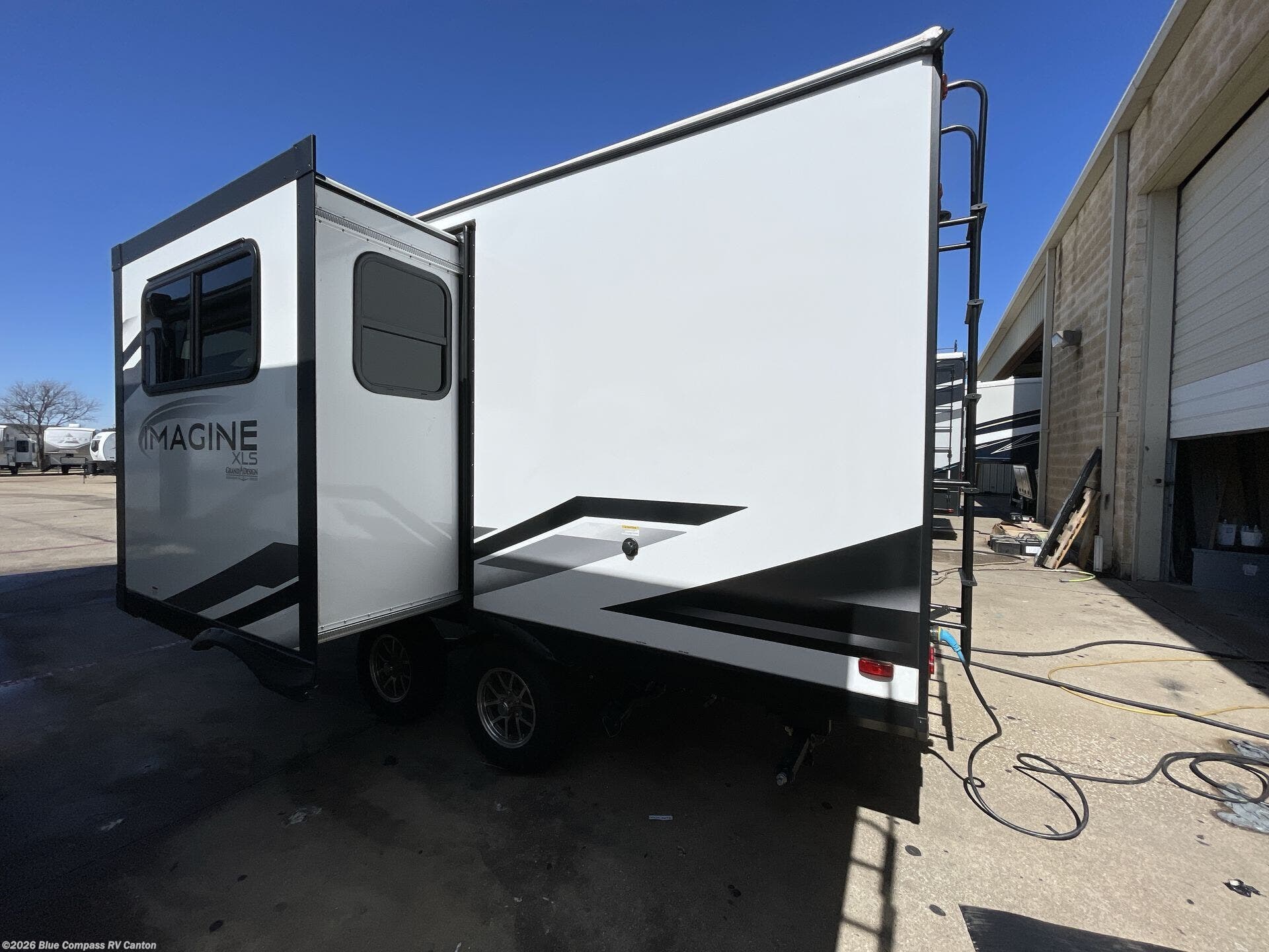 2024 Grand Design Imagine 17MKE - Used Travel Trailer For Sale by Blue Compass RV Canton in Wills Point, Texas