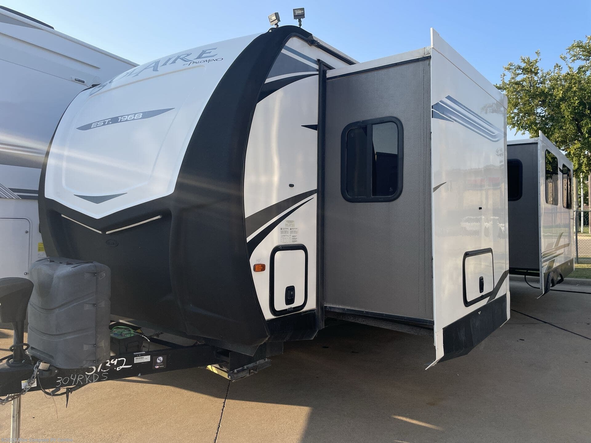 Used 2022 Palomino Solaire 304RKDS available in Wills Point, Texas