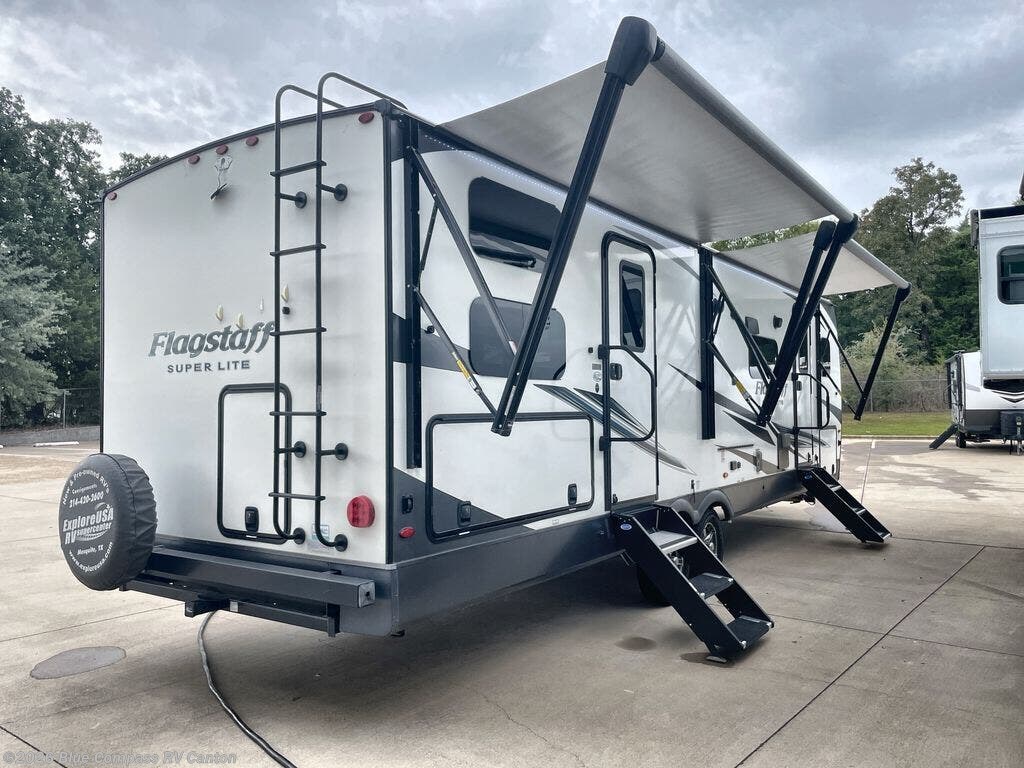 Used 2021 Forest River Flagstaff Super Lite 27BHWS available in Wills Point, Texas