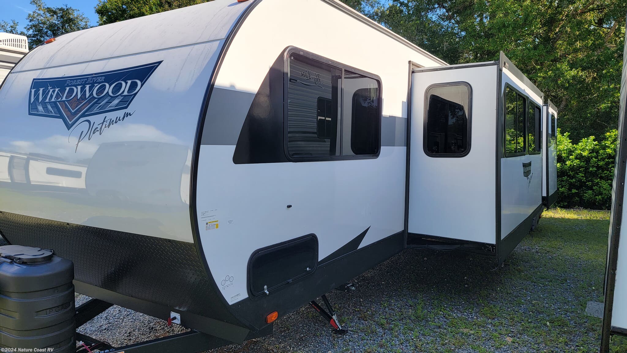 2024 Forest River Wildwood 32BHDSX RV for Sale in Crystal River, FL