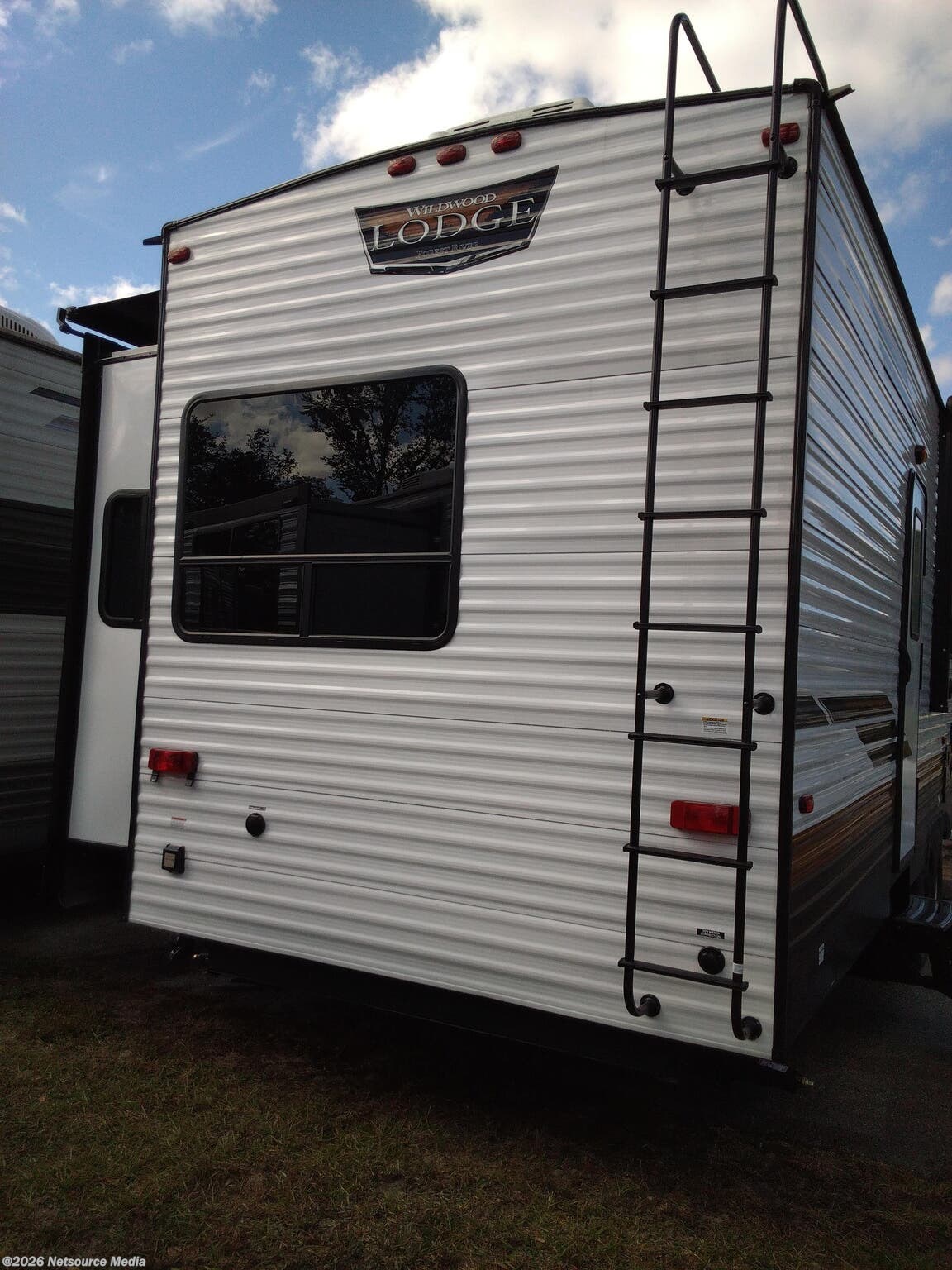 2024 Forest River Wildwood 353FLFB RV for Sale in Crystal River, FL