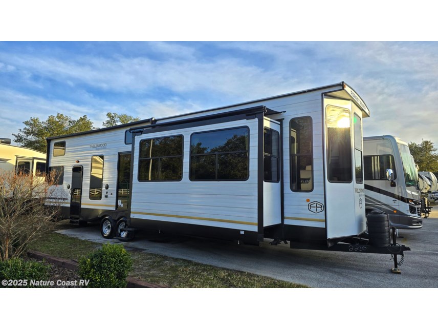 New 2025 Forest River Wildwood Grand Lodge 42FLDL available in Crystal River, Florida