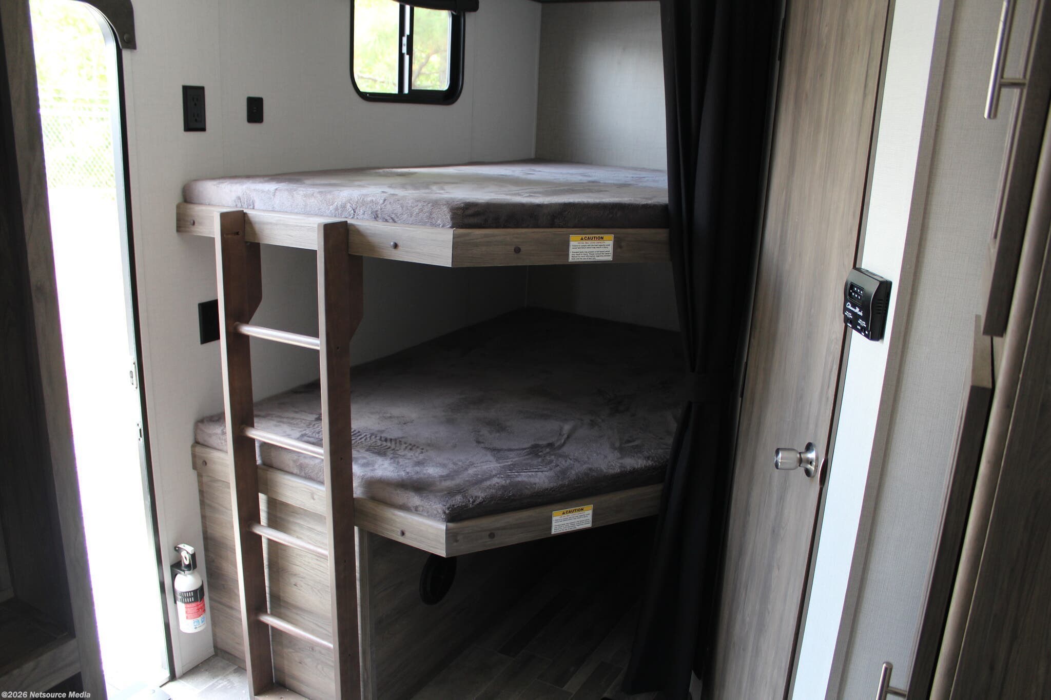 2021 CrossRoads Zinger ZR280BH RV for Sale in Columbus, GA 31907