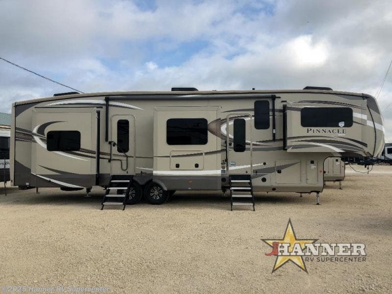 2020 Jayco RV Pinnacle 38FLWS for Sale in Baird, TX 79504 601390