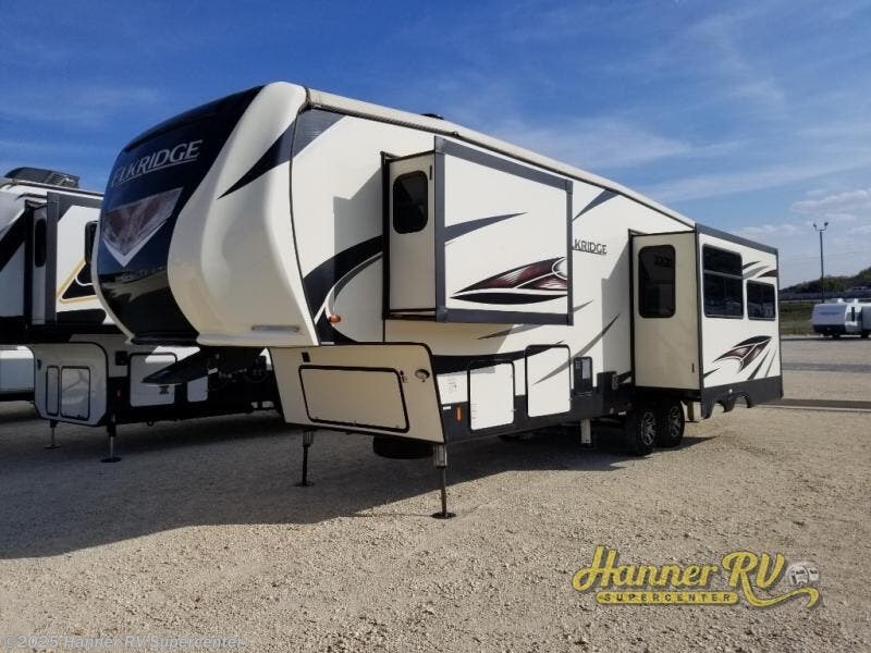 Used 2019 Heartland ElkRidge 31RLK available in Baird, Texas