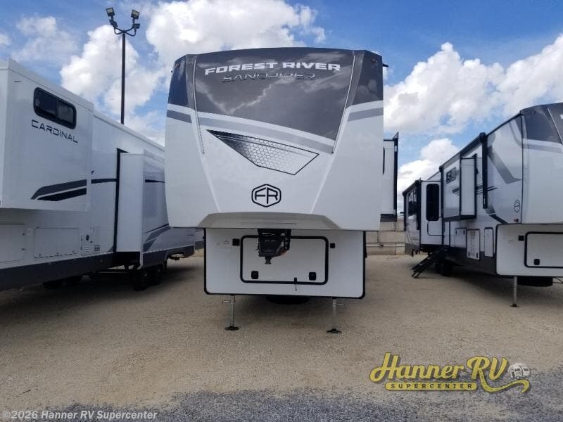 2026 Sandpiper 3900HBLR by Forest River from Hanner RV Supercenter in Baird, Texas