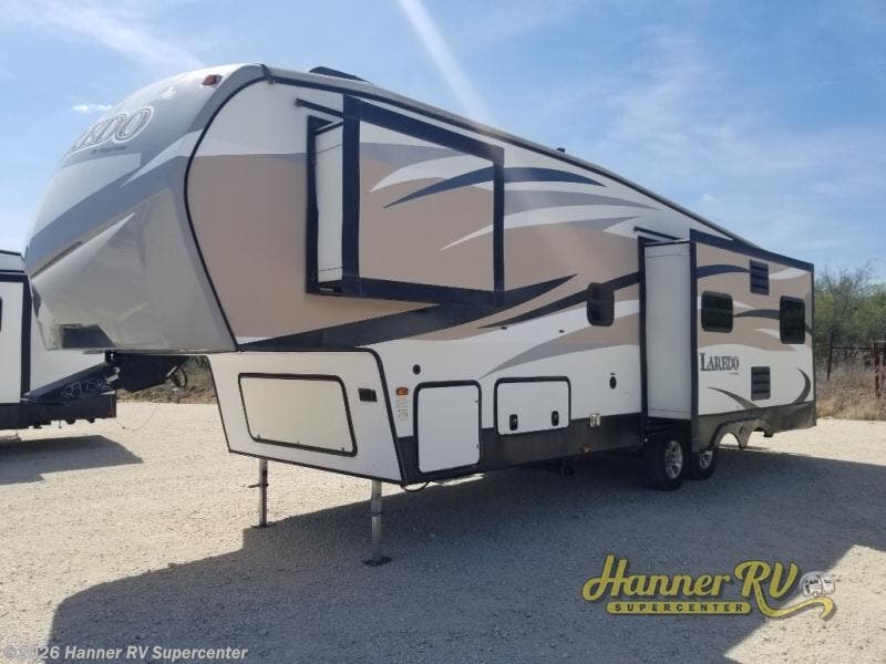 Used 2015 Keystone Laredo Super Lite 297SRE available in Baird, Texas