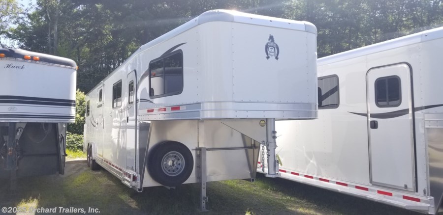 104873 2020 Adam Custom Coach 6 Horse Horse Trailer For Sale In Whately Ma