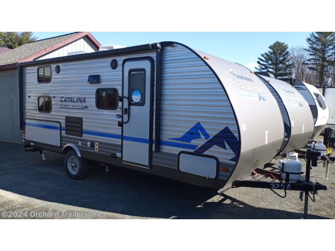 New 2022 Coachmen Catalina Summit 184BHS available in Whately, Massachusetts
