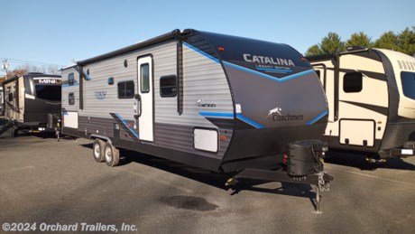 &lt;p&gt;2022 Coachmen Catalina Legacy Edition 293QBCK travel trailer. Popular rear bunk room model. Outside kitchen. Solar power! Call today for more info!&lt;/p&gt;