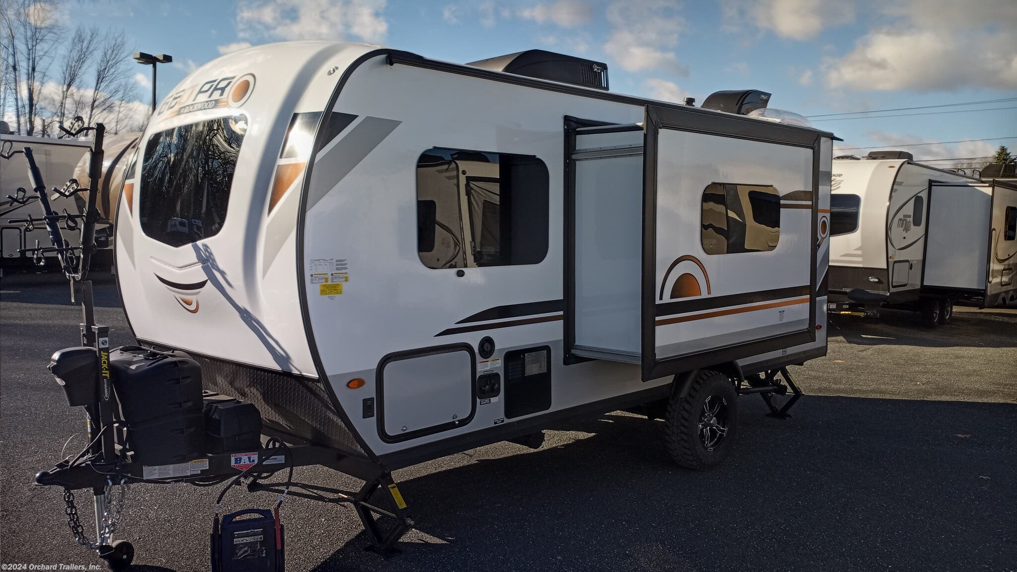 2021 Forest River Rockwood Geo Pro G19FBS RV for Sale in Whately, MA 01093 | 105281 | RVUSA.com 2021 Rockwood Geo Pro G19fbs Travel Trailer