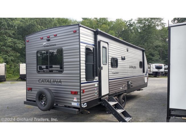 2023 Catalina Summit 231MKS by Coachmen from Orchard Trailers, Inc. in Whately, Massachusetts