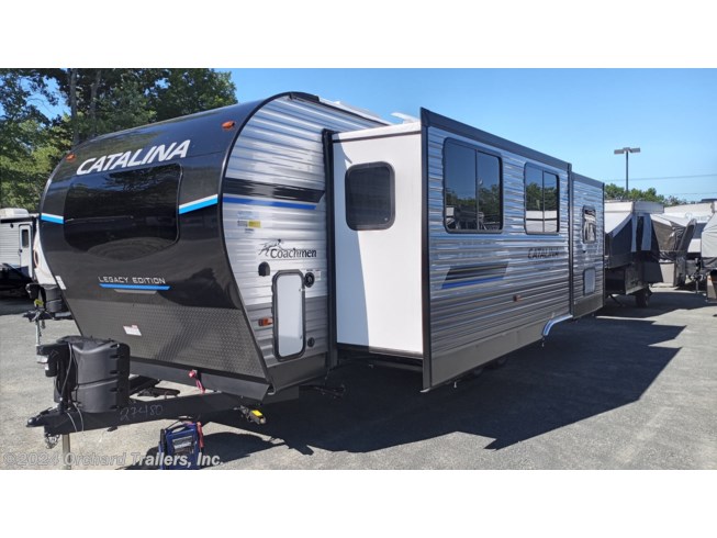 2023 Coachmen Catalina Legacy Edition 263FKDS - New Travel Trailer For Sale by Orchard Trailers, Inc. in Whately, Massachusetts