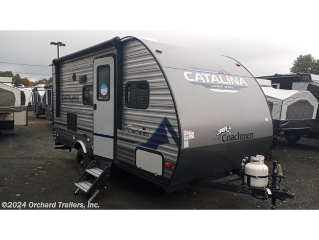 New 2023 Coachmen Catalina Summit Series 7 164BH available in Whately, Massachusetts