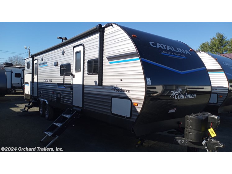 New 2023 Coachmen Catalina Legacy Edition 323BHDSCK available in Whately, Massachusetts