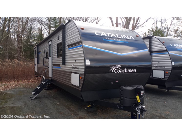 New 2023 Coachmen Catalina Legacy Edition 343BHTS available in Whately, Massachusetts