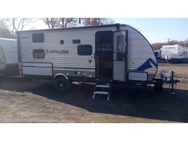 New 2023 Coachmen Catalina Summit Series 7 184BHS available in Whately, Massachusetts