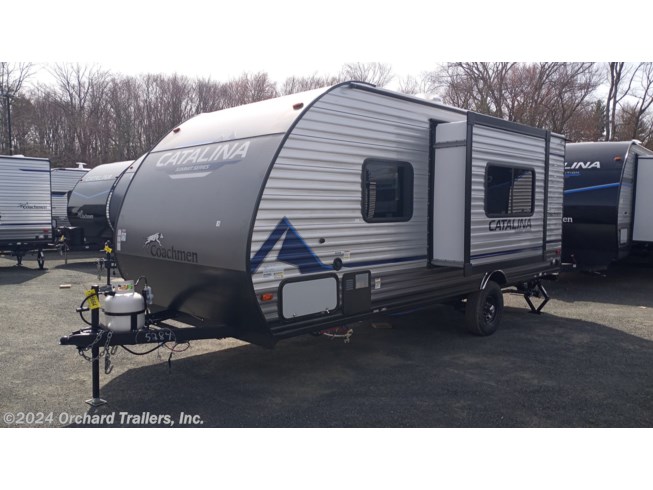 2023 Coachmen Catalina Summit Series 7 184FQS - New Travel Trailer For Sale by Orchard Trailers, Inc. in Whately, Massachusetts