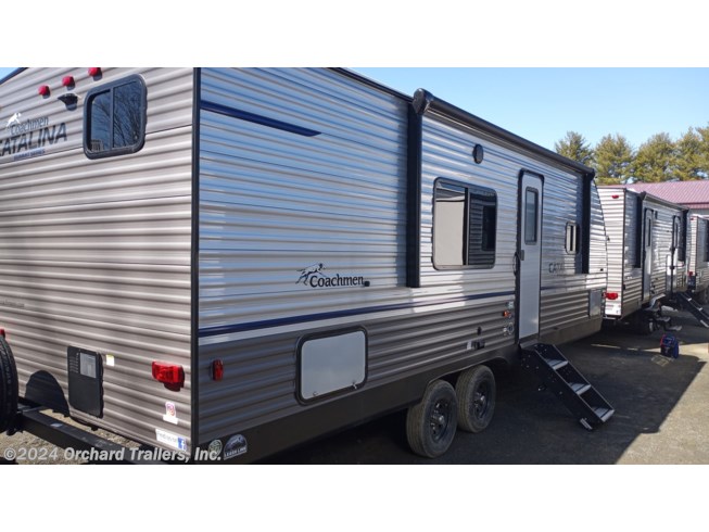 2023 Coachmen Catalina Summit Series 8 261BH - New Travel Trailer For Sale by Orchard Trailers, Inc. in Whately, Massachusetts