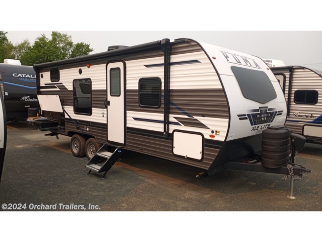 New 2023 Palomino Puma XLE Lite 22RBC available in Whately, Massachusetts