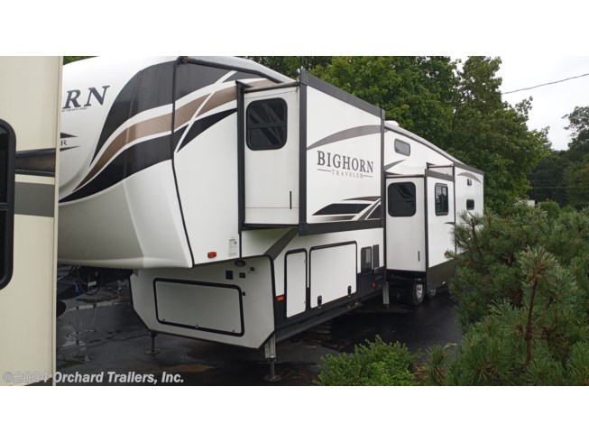 2019 Heartland Bighorn Traveler BHTR 39 MB - Used Fifth Wheel For Sale by Orchard Trailers, Inc. in Whately, Massachusetts