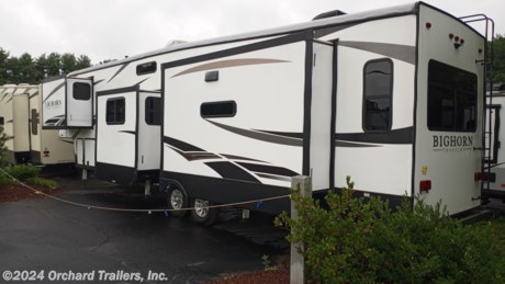&lt;p&gt;Used 2019 Heartland Bighorn Traveler 39MB fifth wheel. 4 slide outs! Great for families! Multiple rooms and sleeping options, including mid bunk room with folding couch, loft bed, rear pull-out couch, and front master king bed. Spacious bathroom with glass shower surround. Dual air conditioners. Roof mounted solar. Hydraulic automatic leveling. 120v refrigerator with inverter. Tons of storage. Call today for more information!&amp;nbsp;&lt;/p&gt;