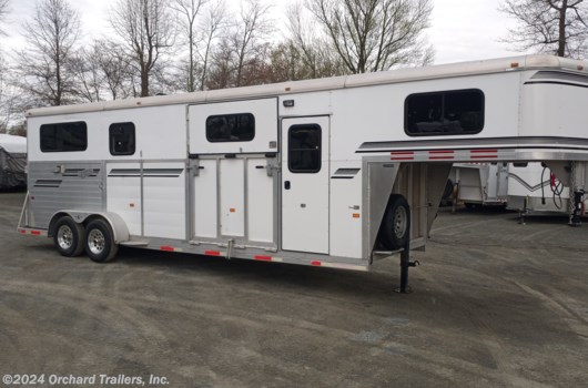 3 Horse Trailer - 2016 Kingston 2+1 available Used in Whately, MA