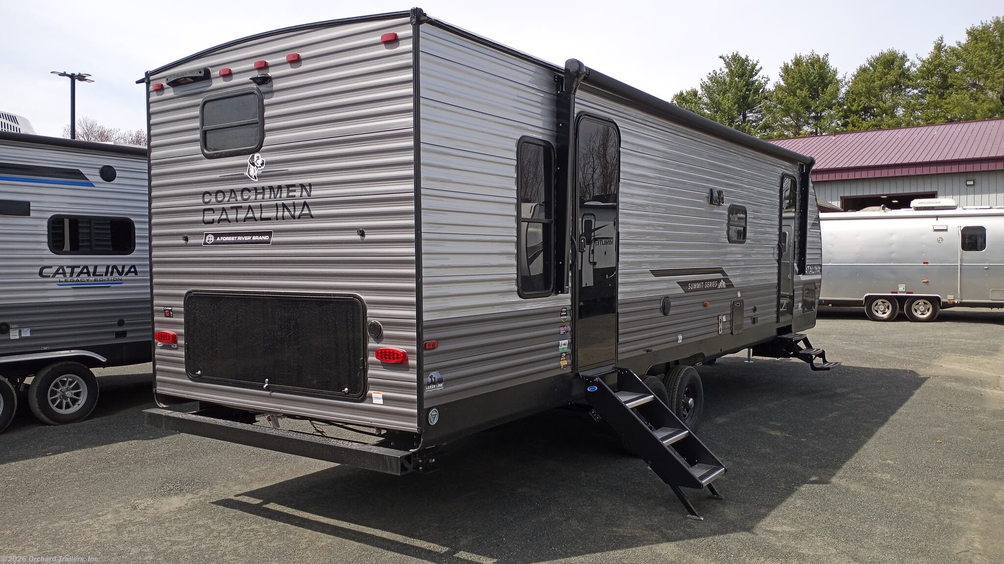 2025 Catalina Summit Series 8 271DBS by Coachmen from Orchard Trailers, Inc. in Whately, Massachusetts