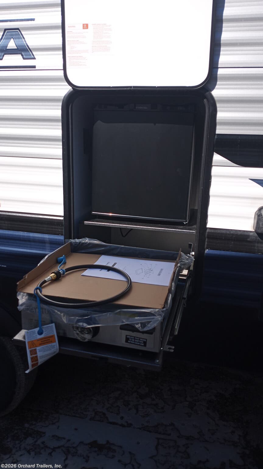 New 2025 Palomino Puma 26FKDS available in Whately, Massachusetts