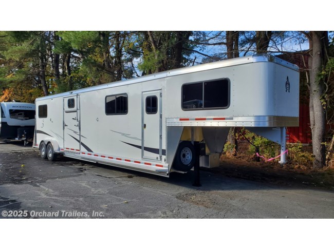 4 Horse Adam Horse Trailers: Ultimate Comfort and Durability Guide