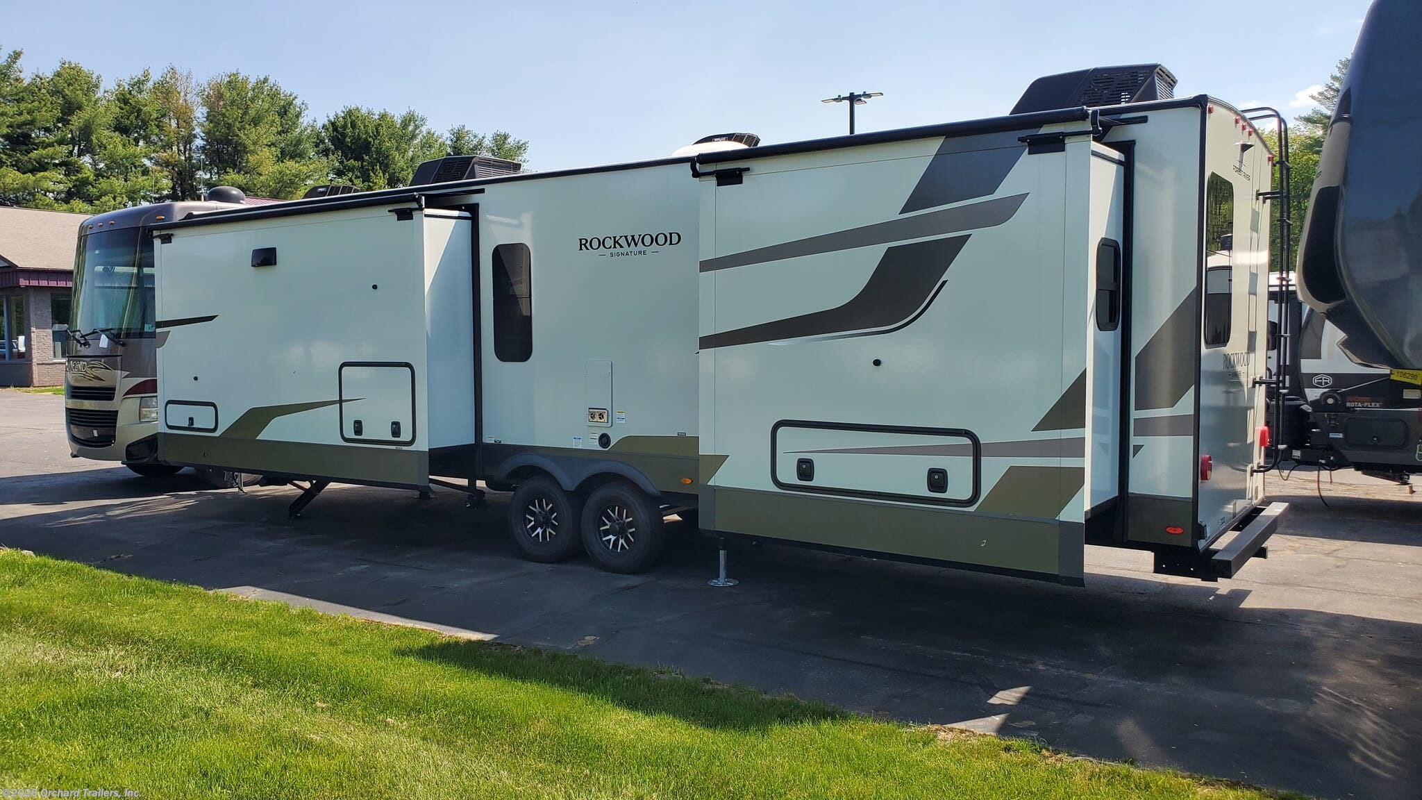 2026 Rockwood Signature 8339FK by Forest River from Orchard Trailers, Inc. in Whately, Massachusetts