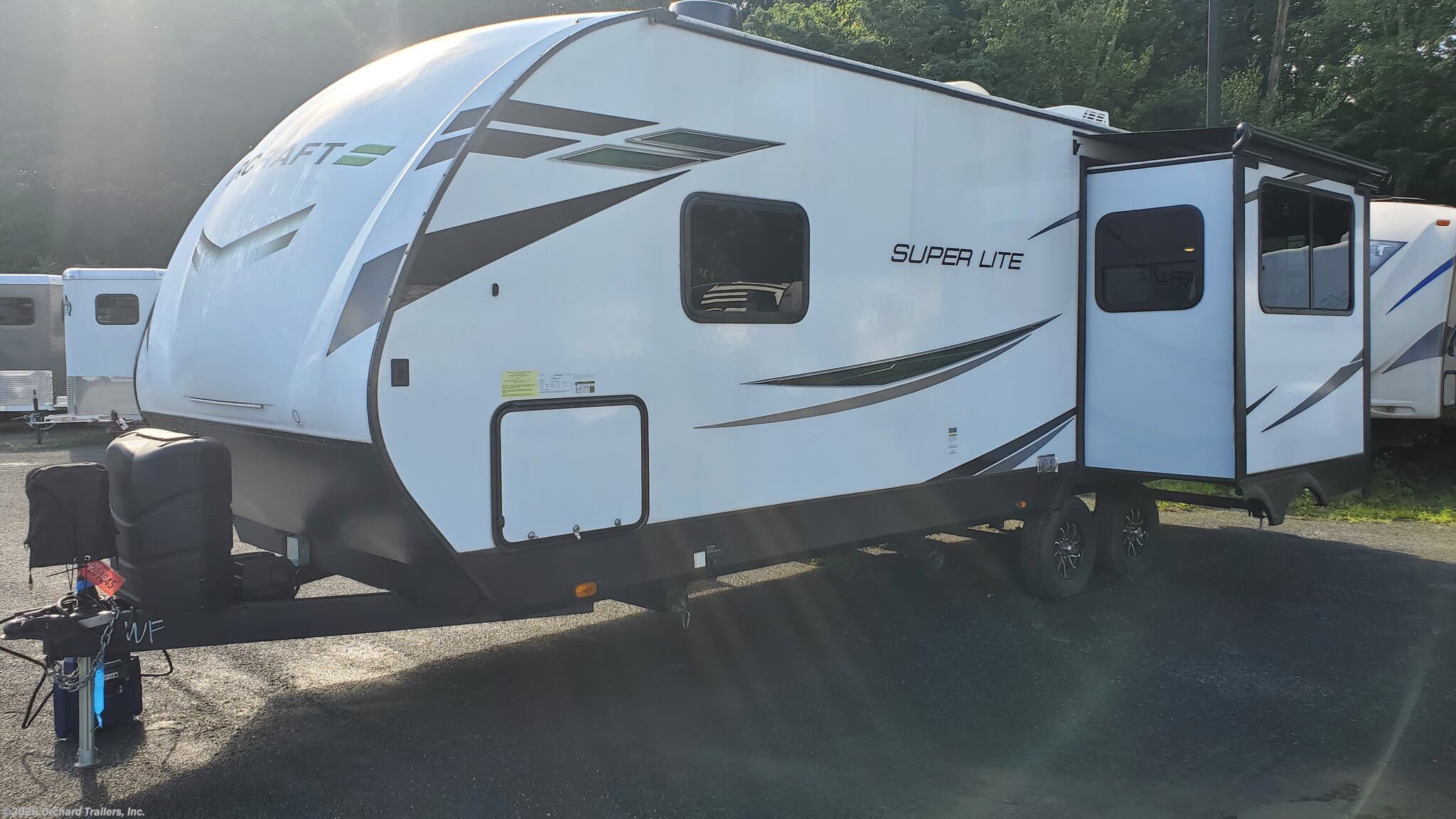 2023 Starcraft Super Lite 242RL - Used Travel Trailer For Sale by Orchard Trailers, Inc. in Whately, Massachusetts features Screen Door, TV Antenna, Detachable, Griddle, Medicine Cabinet