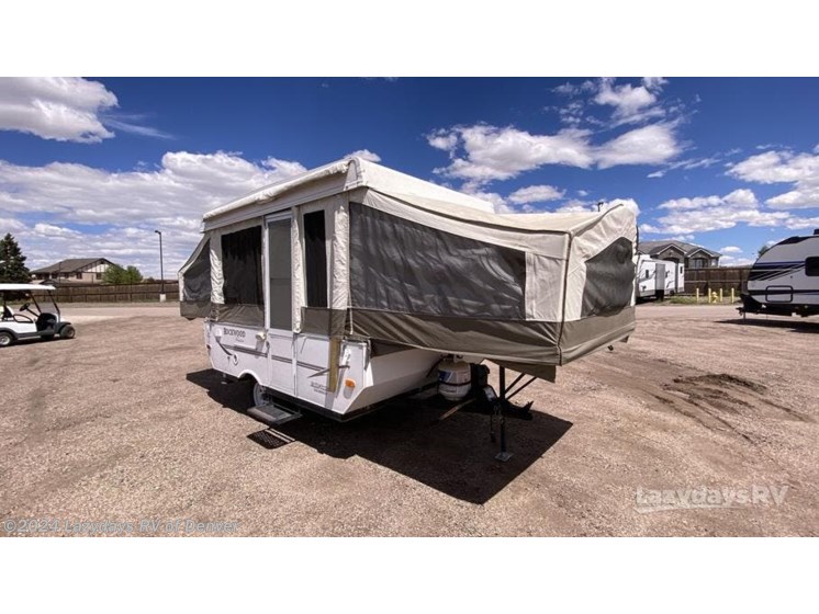 Used 2009 Forest River Rockwood Freedom LTD 1940 LTD available in Aurora, Colorado