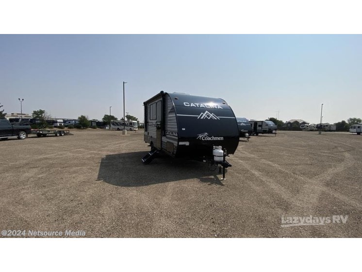 New 2025 Coachmen Catalina Summit Series 7 154RBX available in Loveland, Colorado