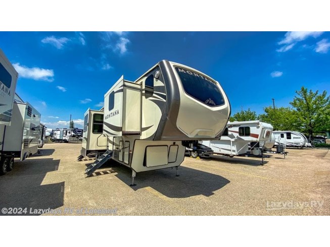 Used 2018 Keystone Montana 3820FK available in Aurora, Colorado