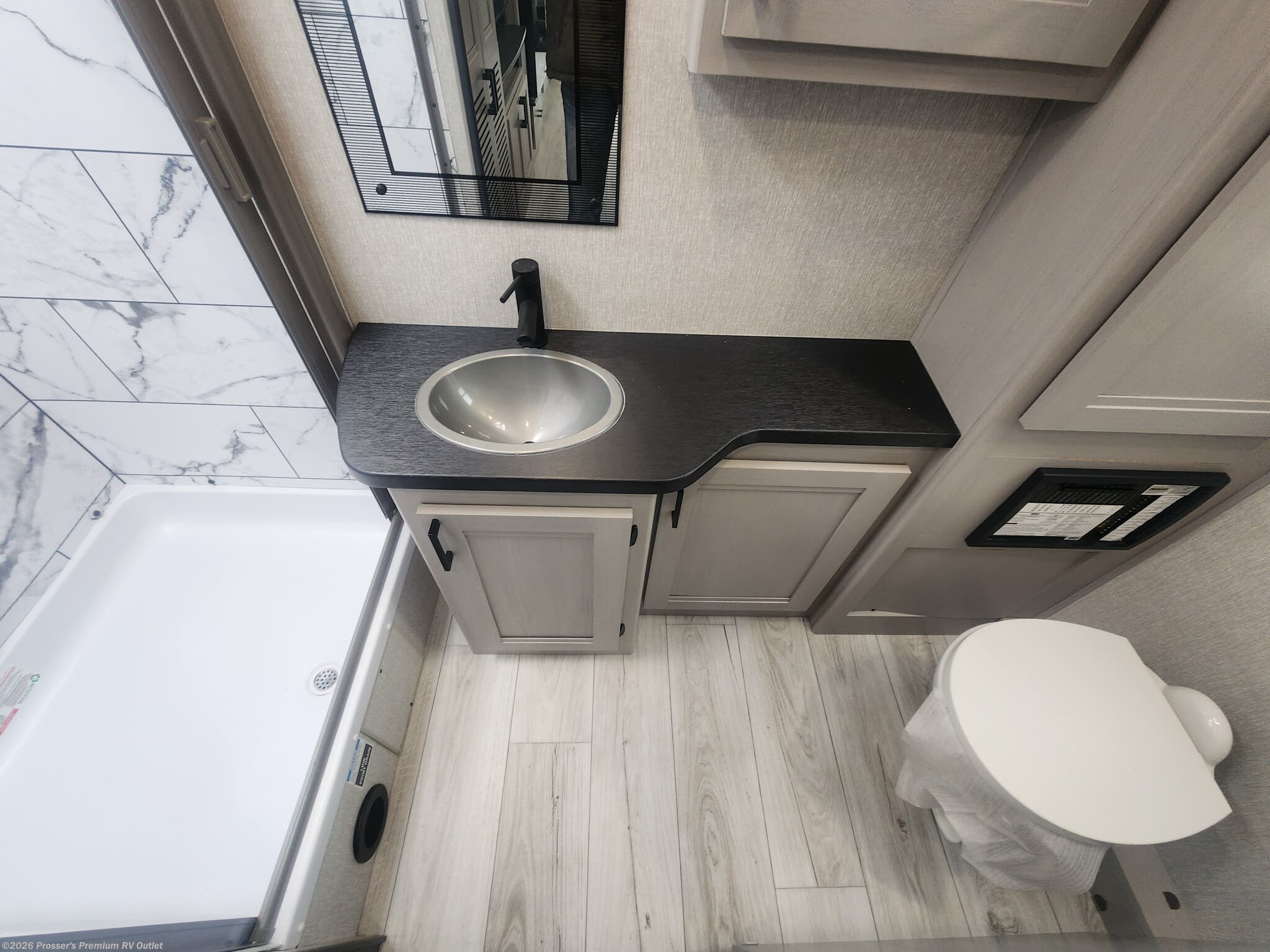 Full Rear Bathroom